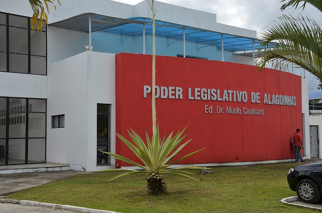 Na Bahia, Câmara Municipal de Alagoinhas adia por anos cumprimento da Lei de Acesso à Informação